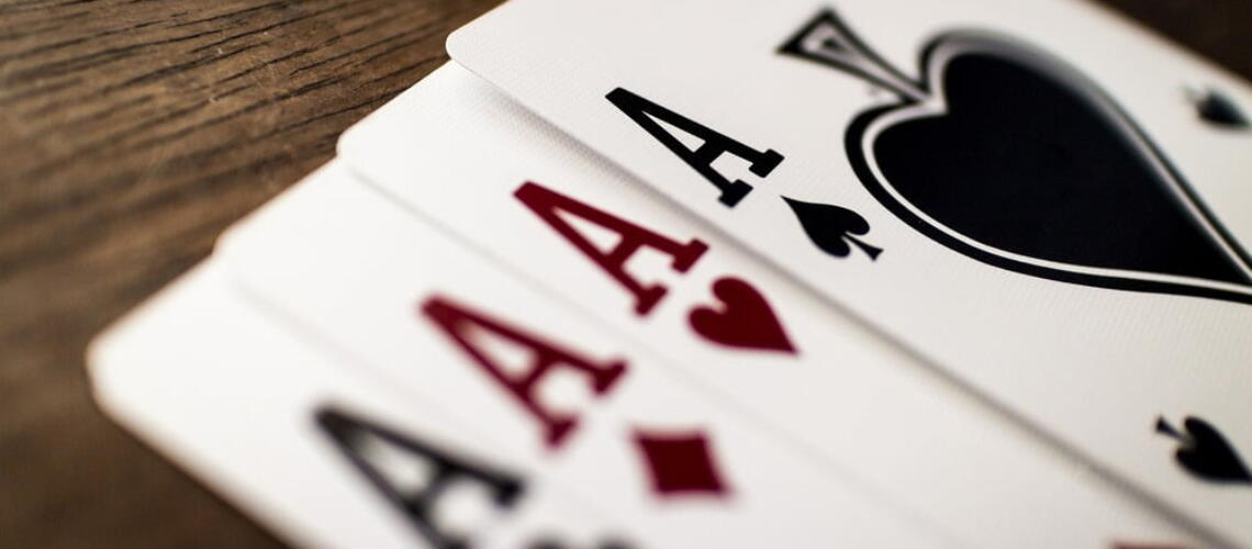 Solitaire Androidille – säännöt ja sovelluksen valinta